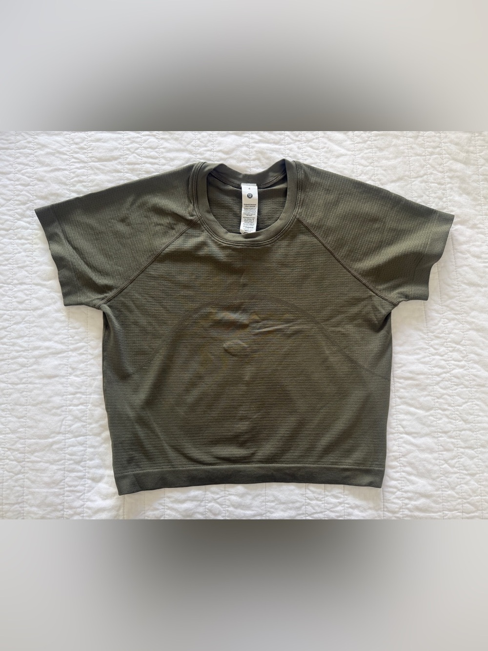 Women’s Lululemon Olive Short Sleeve Crewneck Top